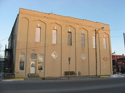 101 E. Main in Silver Lake