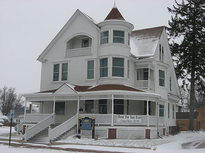 Strange Nathanial Cragun House Strange Nathanial Cragun House