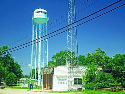 Universal-water-tower-in