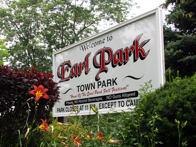 Earl Park, Indiana park sign