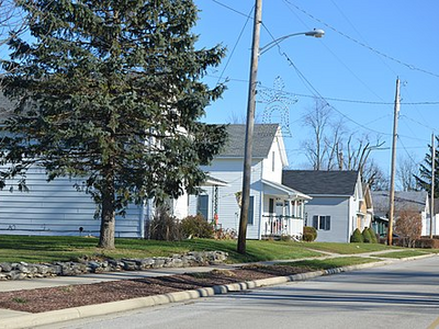 Jackson east of Main, Wren