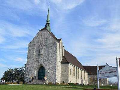 Newport SS Peter and Paul Church