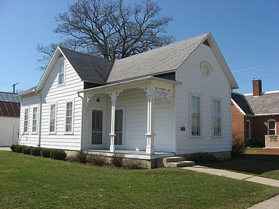 H.E. Fledderjohann House front and side