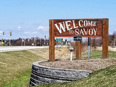 Savoy, Illinois welcome sign