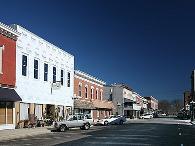 Arcola IL E Main St