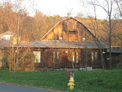Brown-Gorman Farm barn