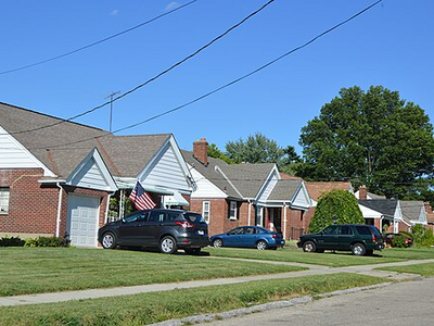 Orchard east of Blue Ash in Deer Park