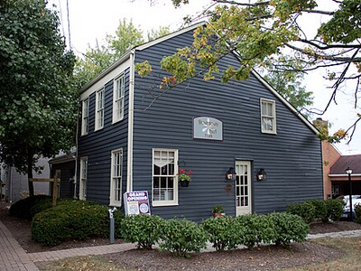 SaltBoxHouse1